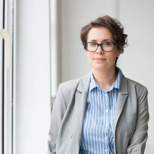 Lina Svensson finance expert in household finance