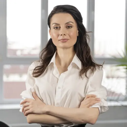 Lucia Fernández, CFA