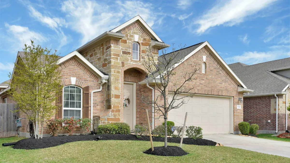 Property value of a modern single-family home in 2026 real estate market